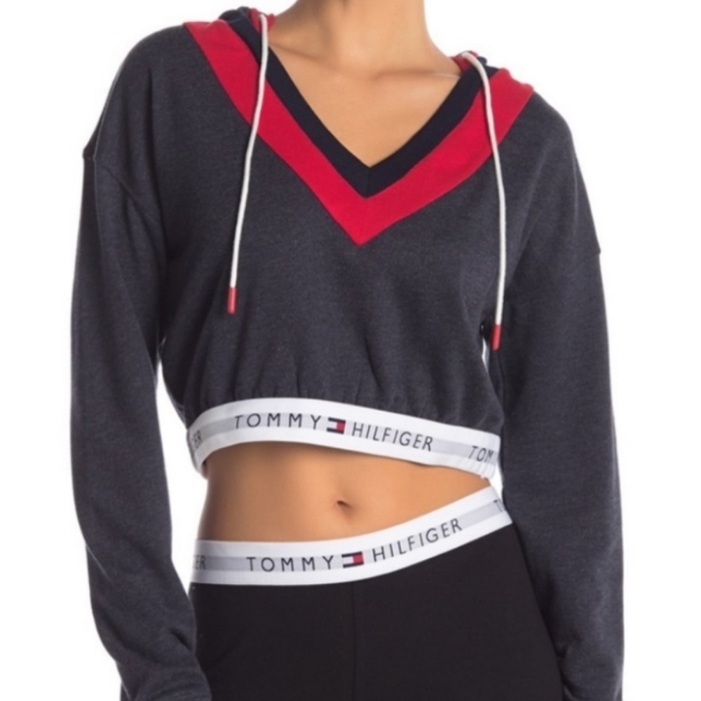 Tommy Hilfiger women cropped hoodie